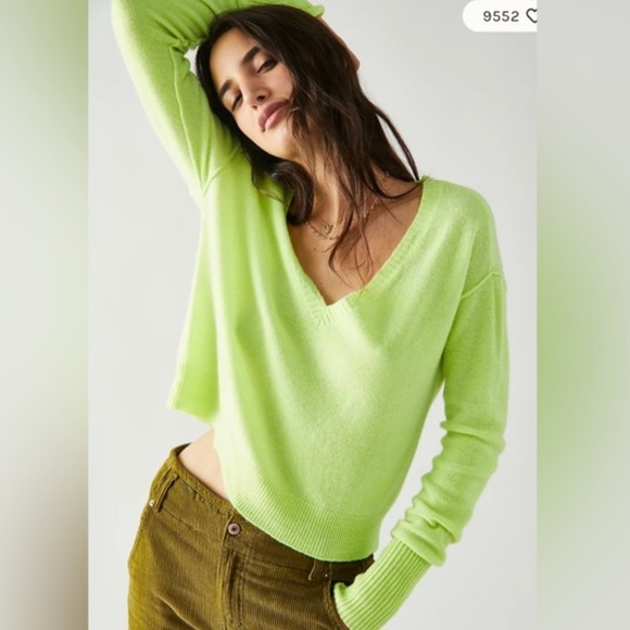 FREE PEOPLE Size Small Stellar Cashmere Pullover Acid Green - Picture 1 of 6